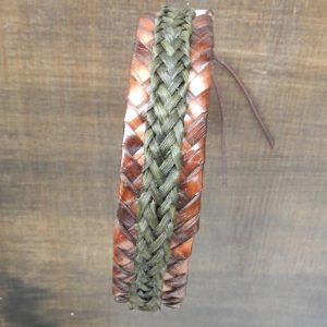 Pulseira em folha de Dragoeiro e palha