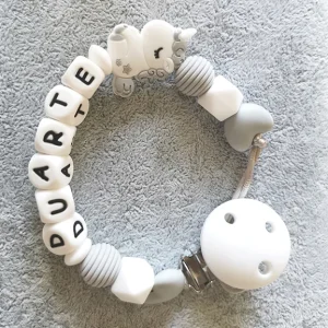 Mordedor Silicone Unicórnio Cinza